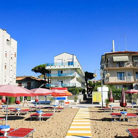 Apartment Sun House - Host Solution Lido di Jesolo