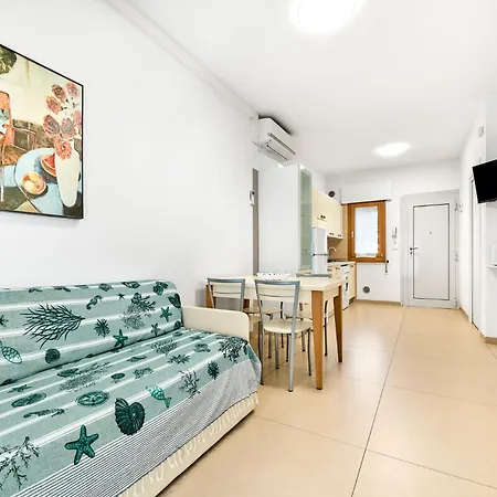Sun House - Host Solution * Lido di Jesolo