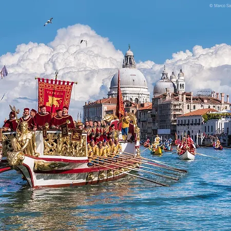 Sun House - Host Solution Apartment *