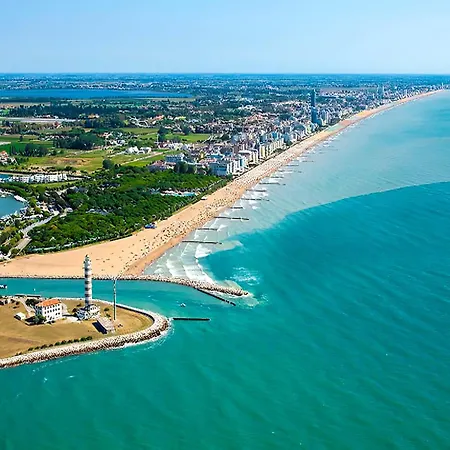 Sun House - Host Solution Apartment