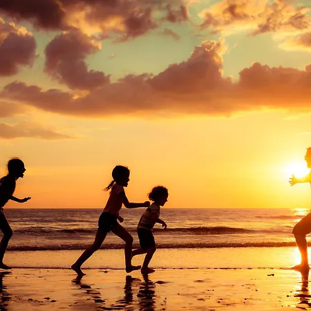 Sun House - Host Solution